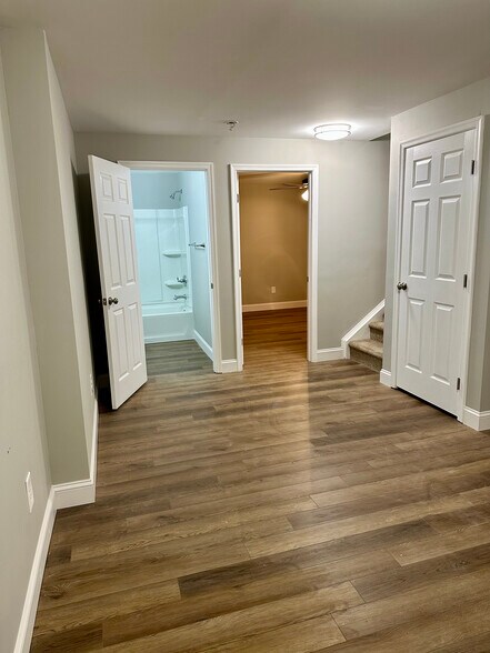Building Photo - 741 Colonels Ct