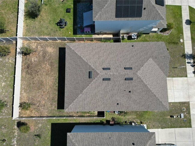Building Photo - 320 Guadlupe St
