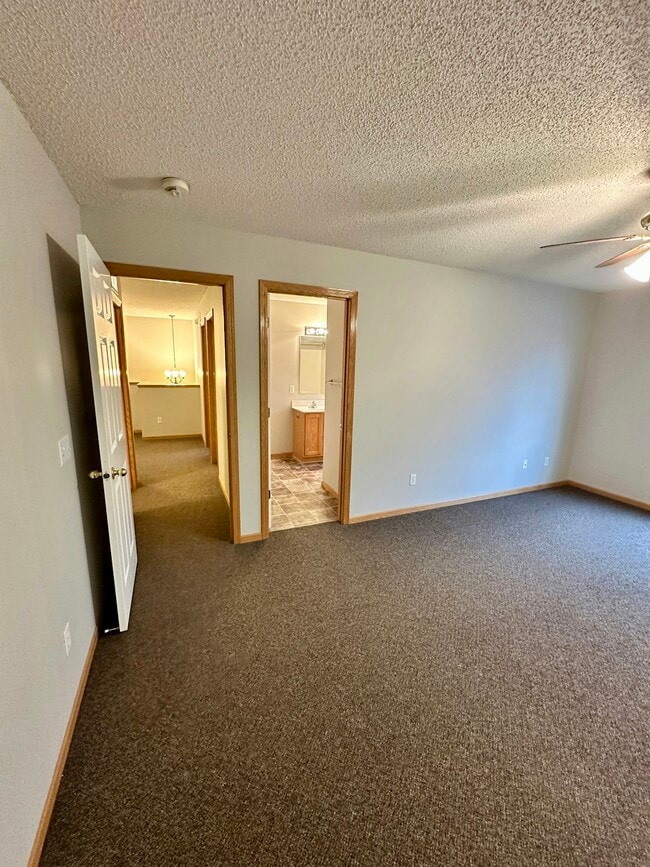 Building Photo - 13037 Europa Trail Way N