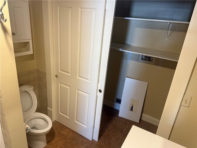 Building Photo - 507 W Water St