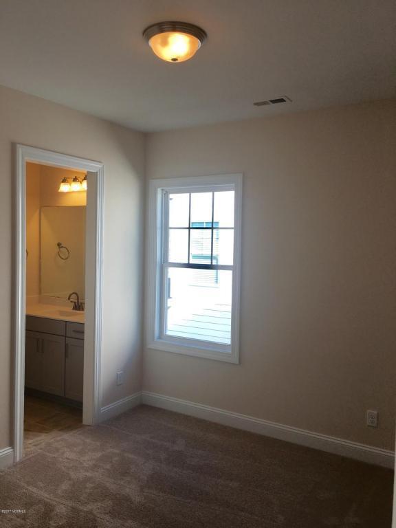 Building Photo - RIVER LIGHTS