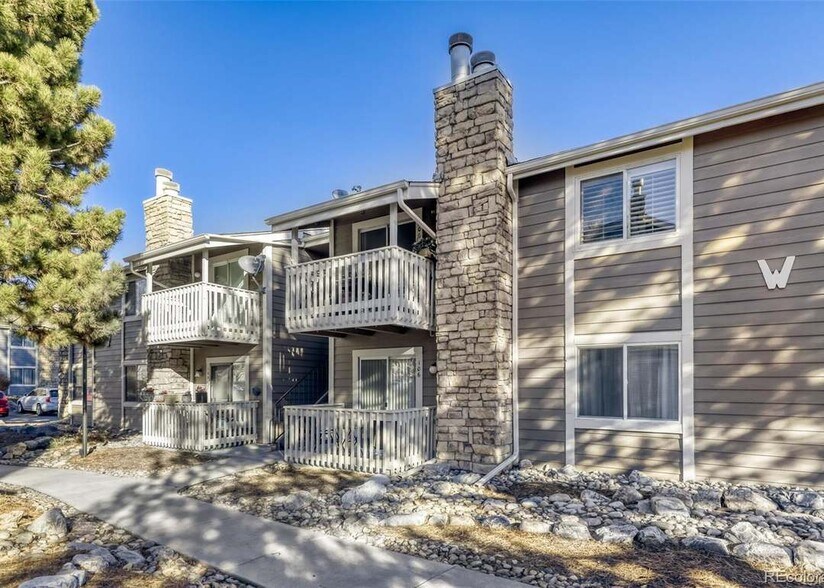 Building Photo - 4400 S Quebec St