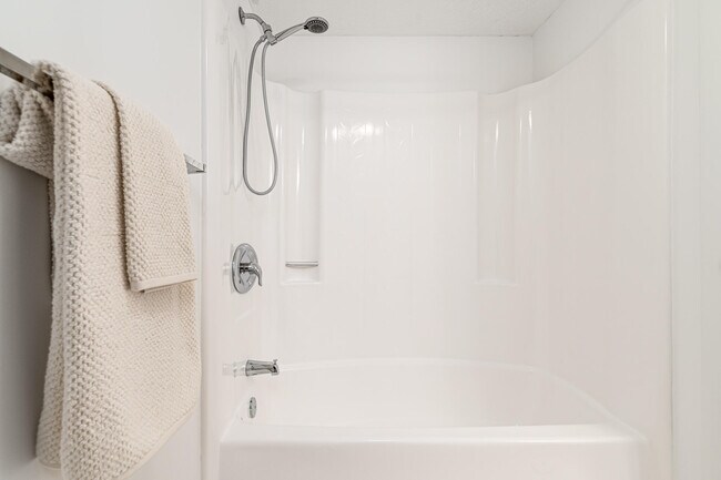 Building Photo - 3254 SE Aster Ln