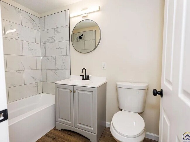 Building Photo - Fully remodeled home for rent!