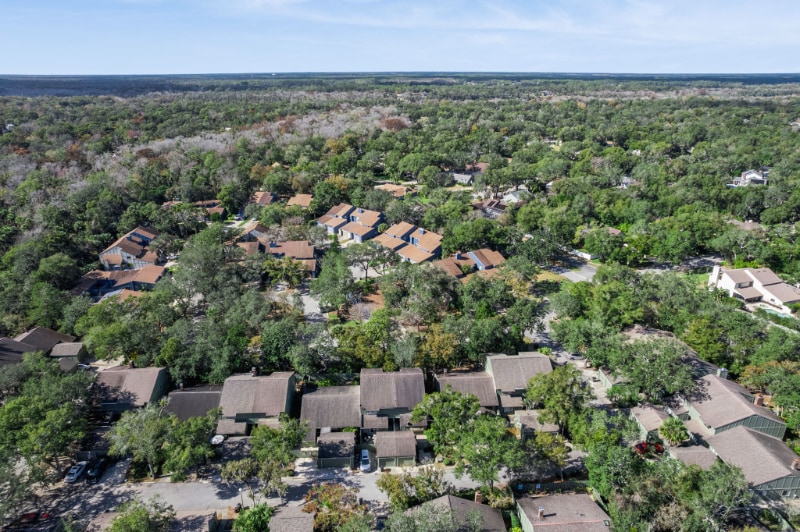 Building Photo - 150 Pine Cone Trail