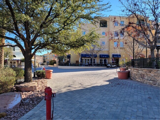 Building Photo - 1742 Strada Nathan
