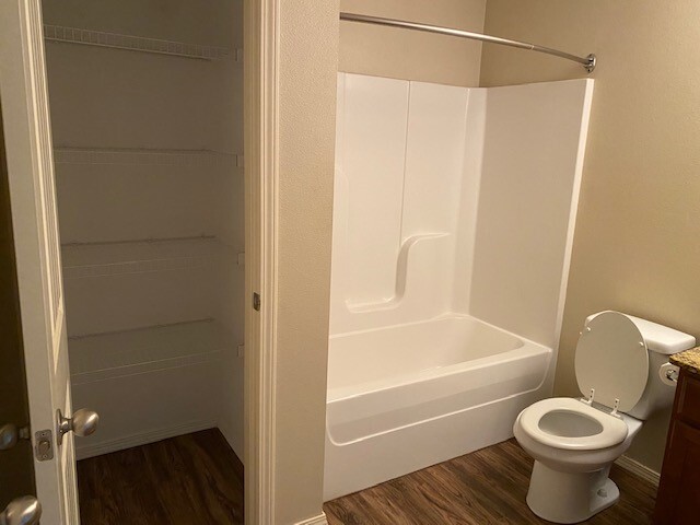 2nd Bathroom - 230 Rose St