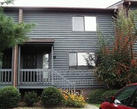 Building Photo - 131 Harvest Dr