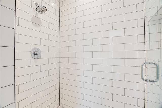 Building Photo - 2180 Bennett Ave