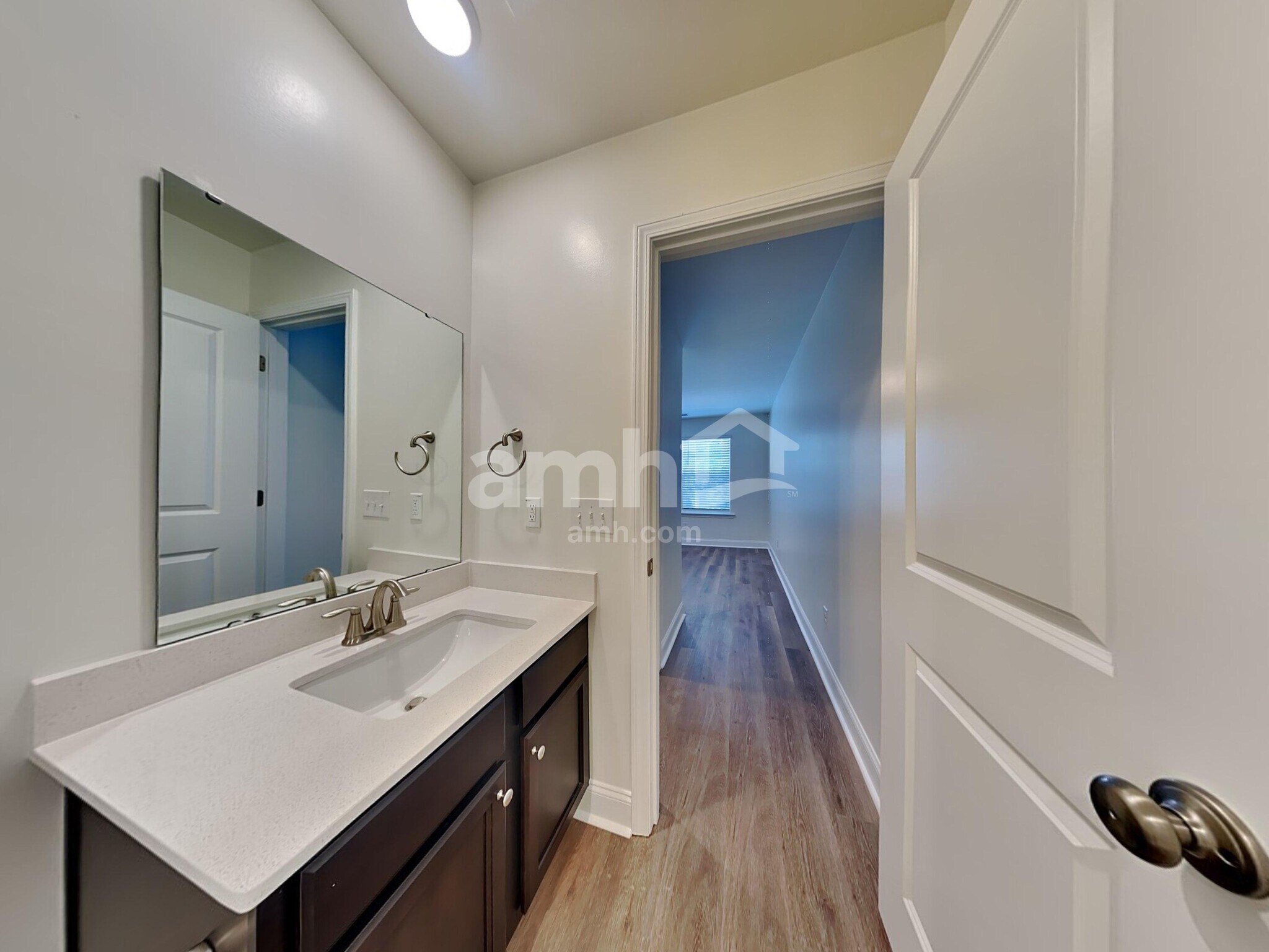 Building Photo - 1950 Weeping Cypress Dr