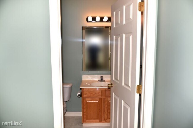 Building Photo - 2 br, 2.5 bath House - 658 Mallard Dr