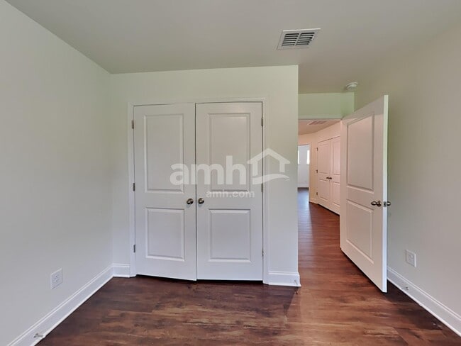 Building Photo - 608 Alcovy Walk Dr