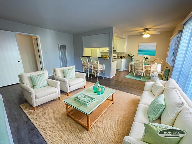 Virtually Staged, Furniture not Included. - 11915 Burbank Blvd