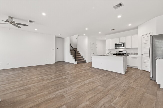 Building Photo - 7427 Audubon Russet Dr