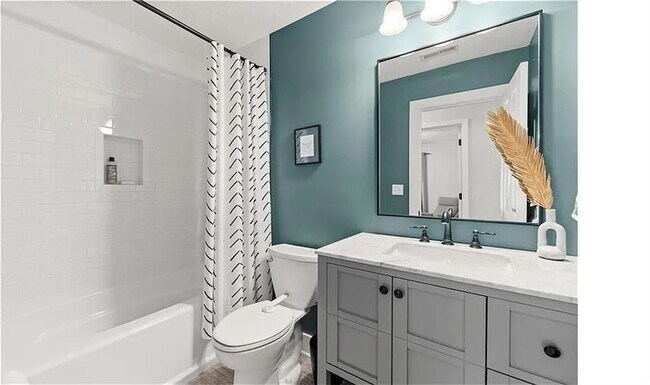 Building Photo - 5440 Windcrest Ln