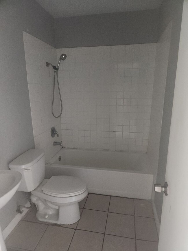 Building Photo - Statz, MVP