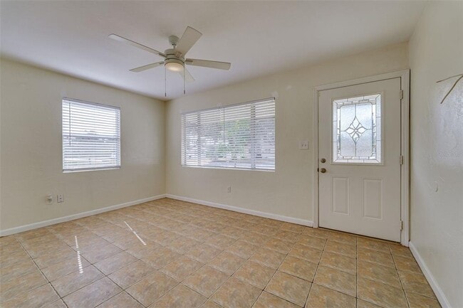 Building Photo - 3637 39th St N