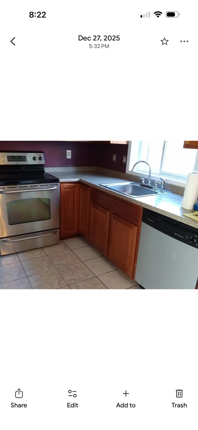 Building Photo - 103 Wheelock St