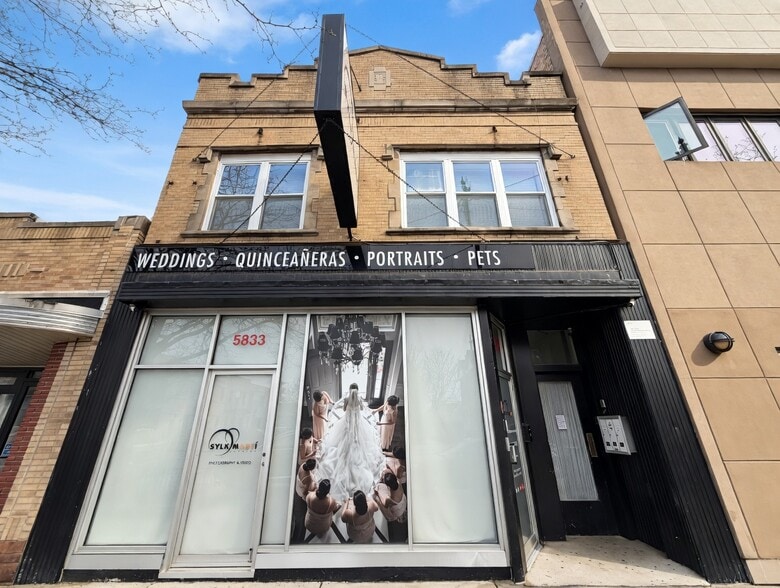 Building Photo - 5833 W Irving Park Rd