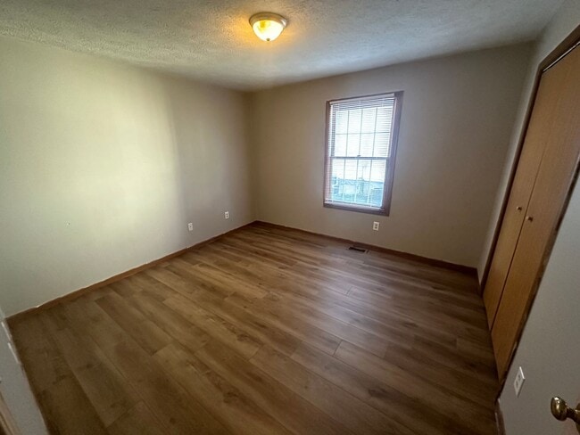 Building Photo - 1303 W Taylor St