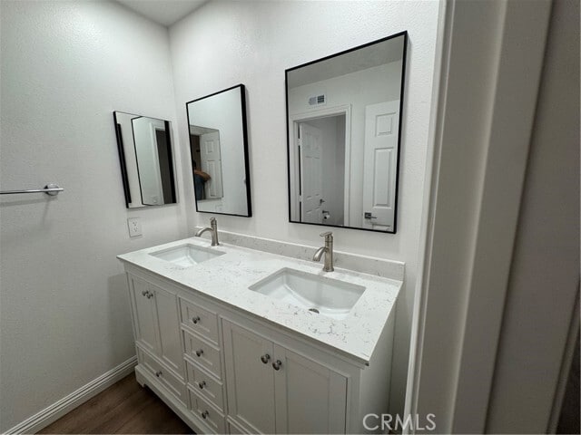 Building Photo - 6180 Fremont Cir