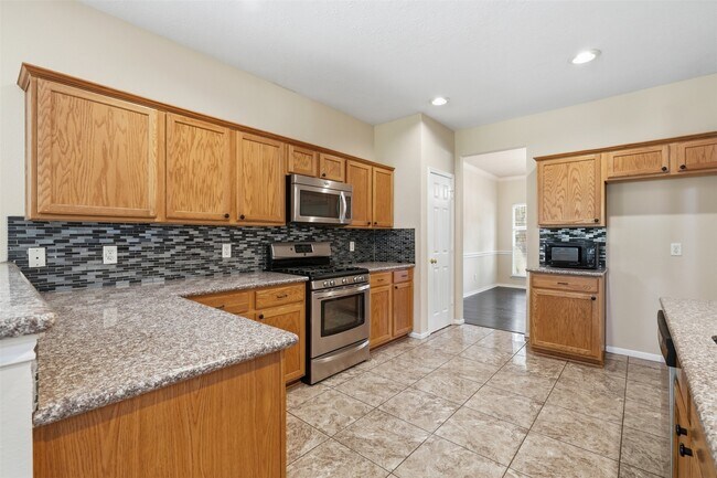 Building Photo - 22914 Breton Point Dr