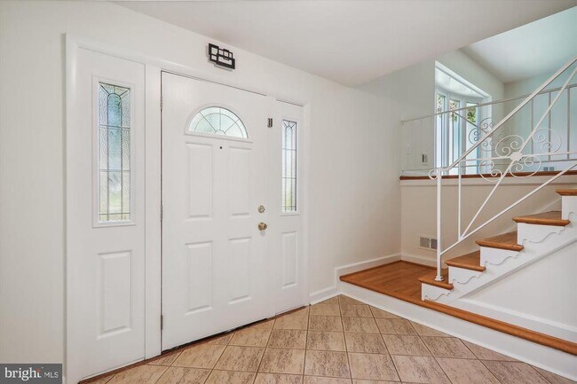 Building Photo - 6518 Wilmett Rd