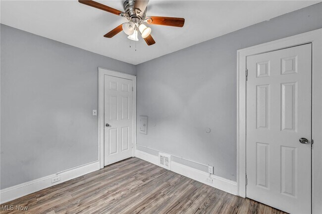 Building Photo - 3598 E 108th St