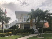 Building Photo - 325 Ocean Breeze
