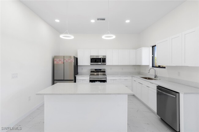 Building Photo - 3544 NW 41st Pl