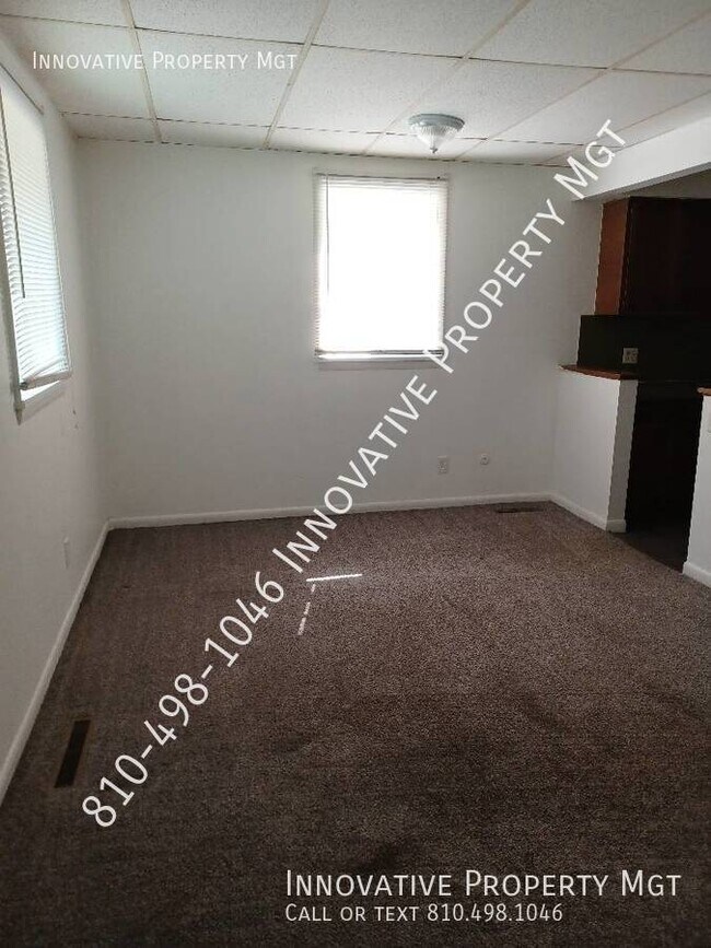 Building Photo - College Cultural 1 bedroom apartment! Most...