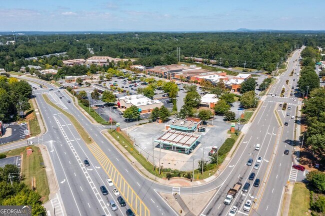Building Photo - 10686 Austen Bend