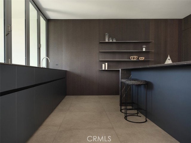 Building Photo - 838 Kings Rd