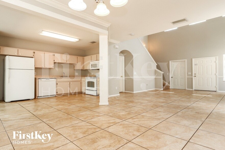 Building Photo - 18019 Birdwater Dr