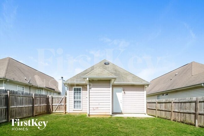 Building Photo - 139 Flagstone Ln