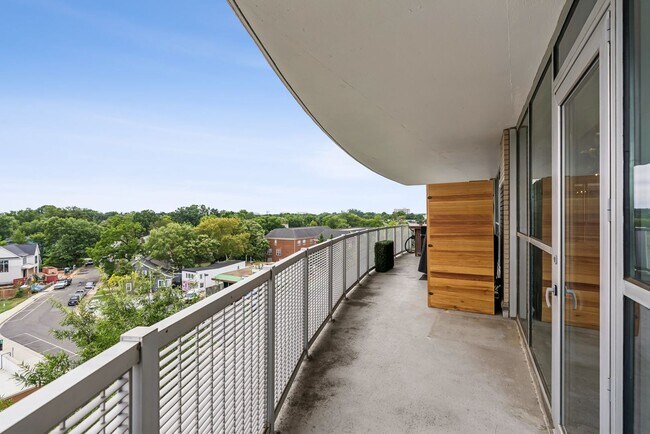 Building Photo - 3409 Wilson Blvd