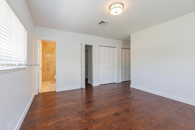 Building Photo - 2882 S Le Jeune Rd