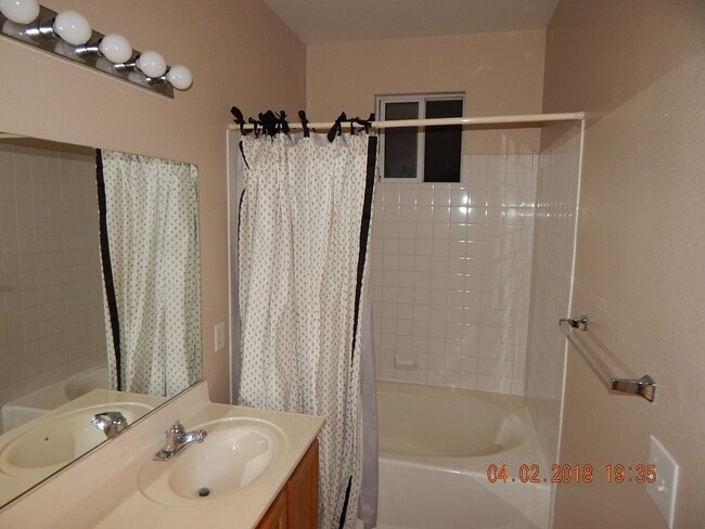 Building Photo - Gated community with community pool