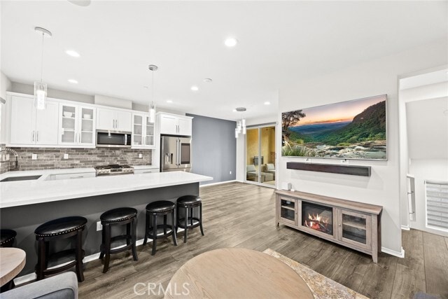 Building Photo - 925 Clementine Ct