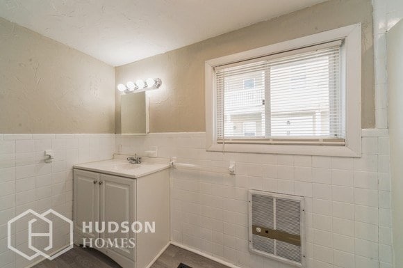 Building Photo - 14 Cross St