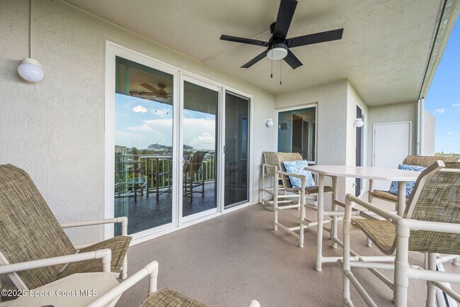 Building Photo - 8700 Ridgewood Ave