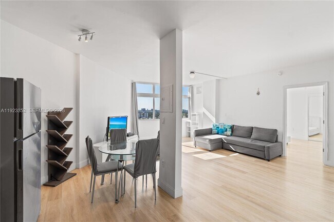 Building Photo - 7135 Collins Ave