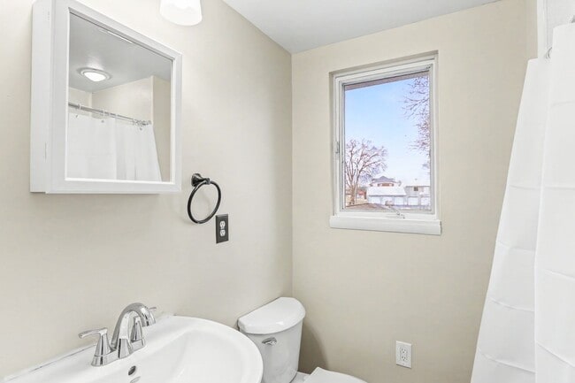 Building Photo - 3327-3329 Market Street