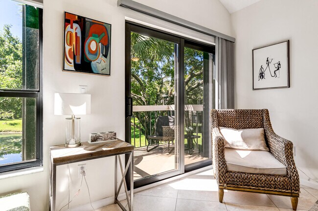 Building Photo - 11863 Wimbledon Cir