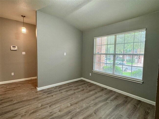 Building Photo - 9104 Heiden Lane