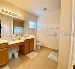 Building Photo - 3831 Shoreview Dr