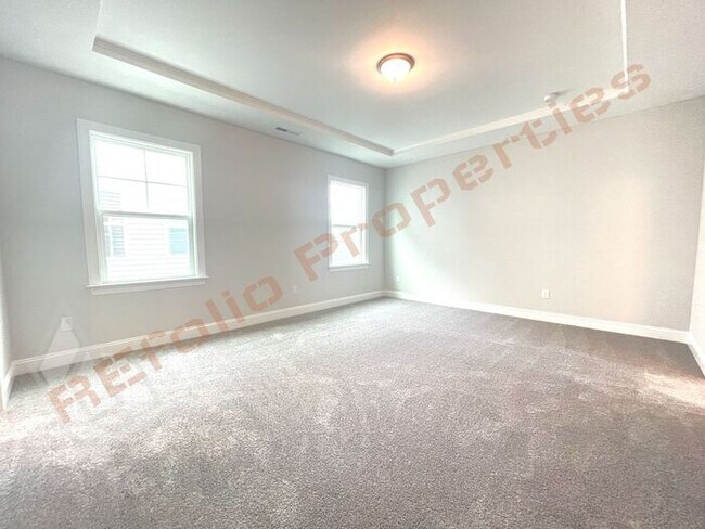 Building Photo - Gorgeous Brand New 4 Bedroom 3 Bath Home w...