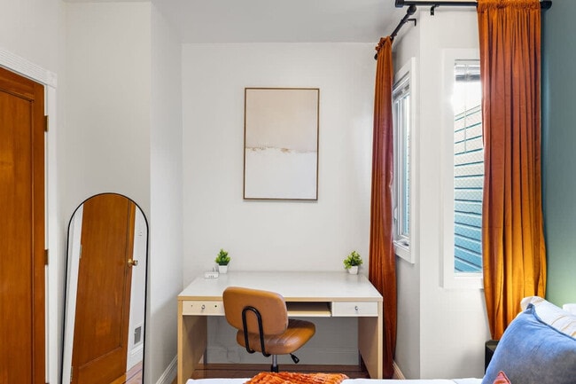 Building Photo - 2216 18th Ave