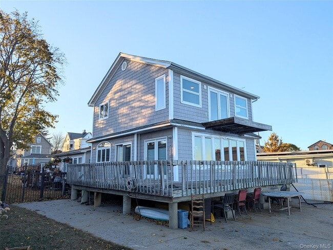 Building Photo - 528 Minnieford Ave