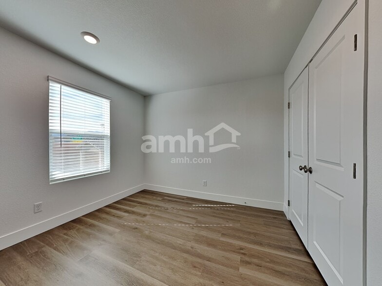 Building Photo - 4647 Flaming Ridge Trail